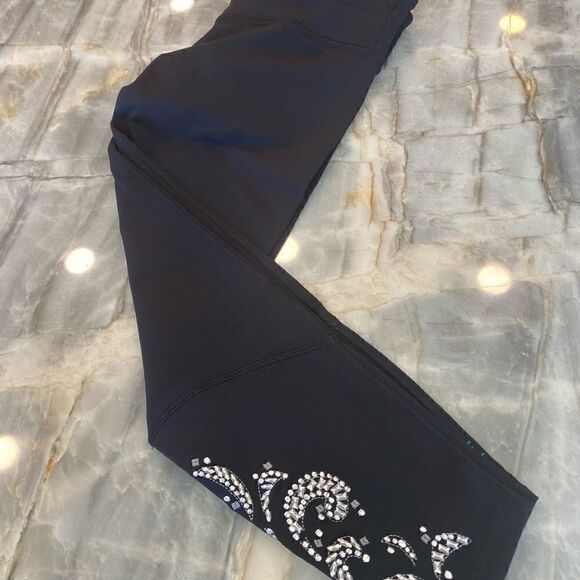 Nancy Rose performance, embellished, yoga, legging. Size medium - Picture 4 of 10